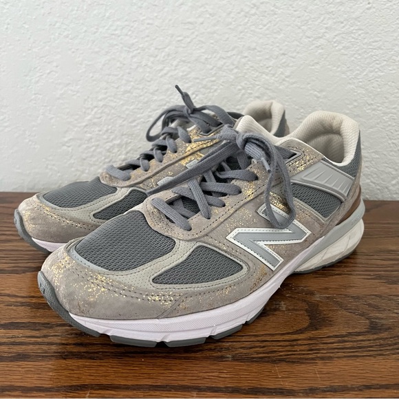 New Balance Women's 990 V 5 Made In USA Moonbeam Silver Size 10.5 NWOB - Picture 1 of 9